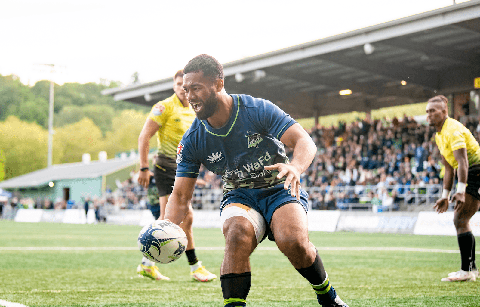 Seawolves Thrill a Sold-Out Starfire in Final Home Victory of 2022